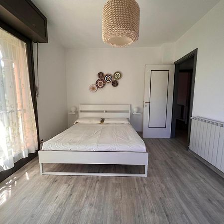 Appartamento In Villa Storica Oleggio Castello Dış mekan fotoğraf