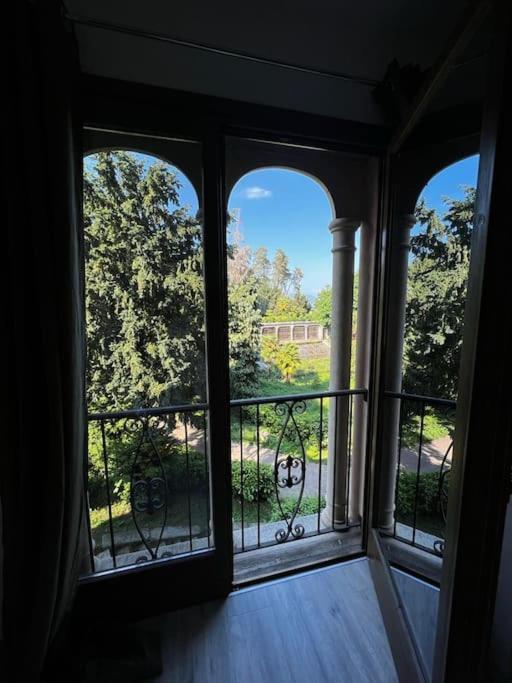 Appartamento In Villa Storica Oleggio Castello Dış mekan fotoğraf